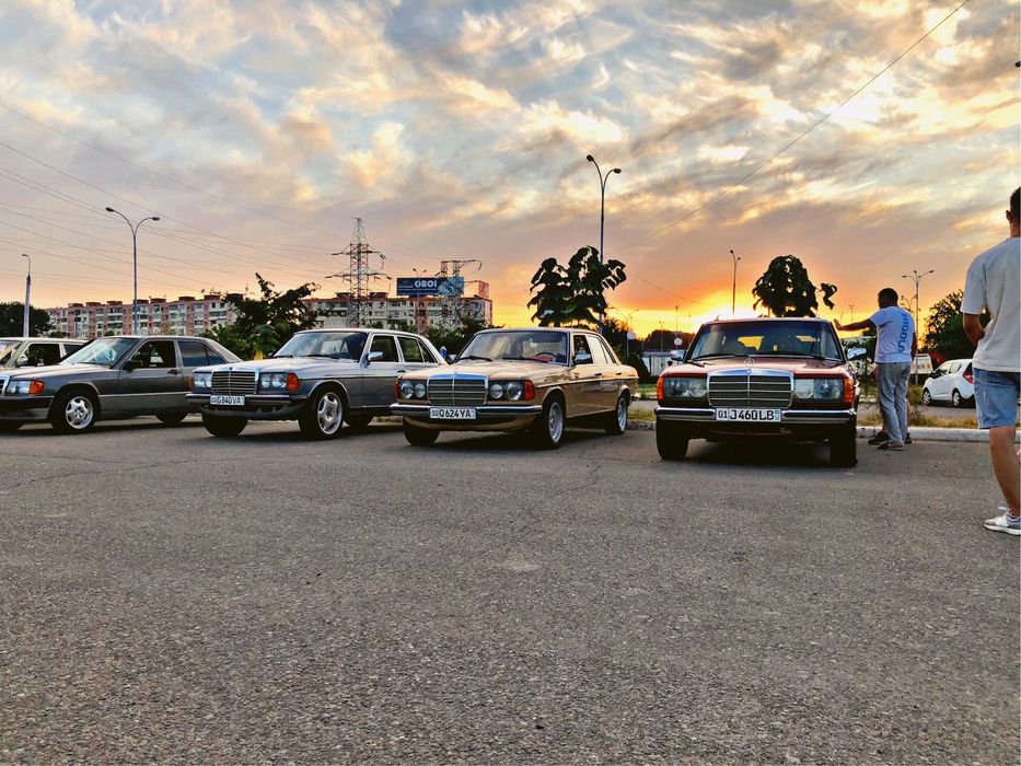 Машина на фото/видео съемки Mercedes-Benz w123