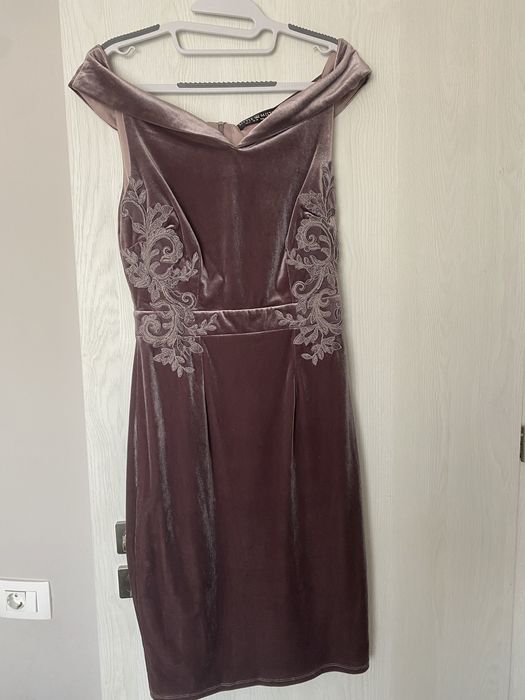 Rochie catifea eleganta