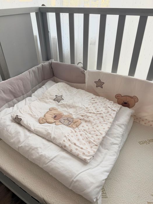 Pat Economic CoSleeping Atasabil Contact gri cu saltea inclusa si suport Antireflux Lemn Fag Italia