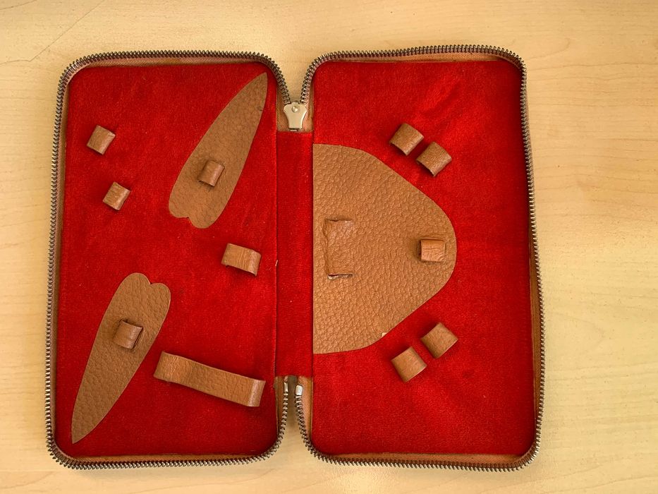 Бална бяла дамска чанта + тоалетни чантички (кожени велурени мушамени)