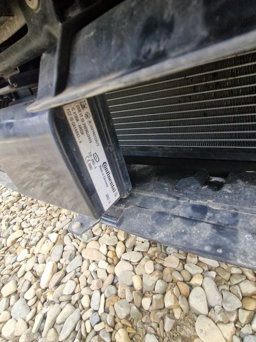 Trager tragher radiatoare armatura ventilator pedestrian intercooler furtun apa ac distronic suport far bmw f10 f11