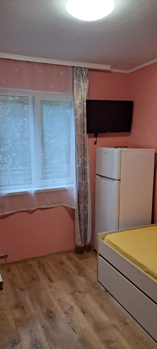 Închiriez garsoniera — fotografia 1