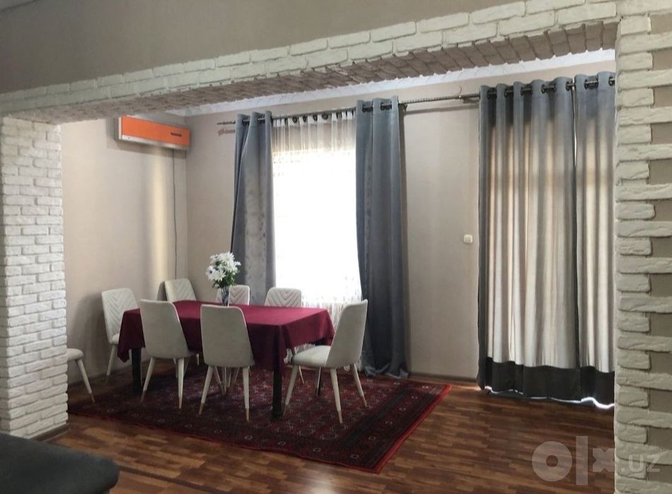 Продается дом 2.4 сотки Глинка_Фасад угловой_Институт искуств