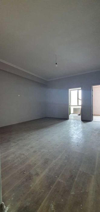 Срочно продаётся квартира 2хком Аэропорт ор Фаровон_сити