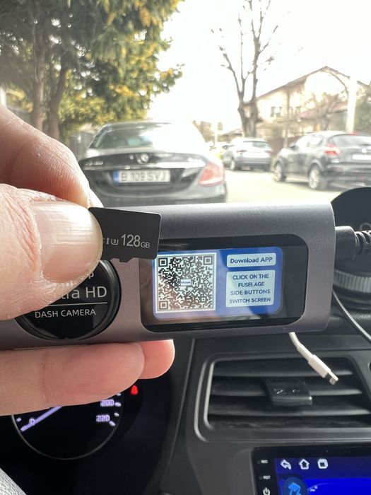 Camera auto 4k cu GPS