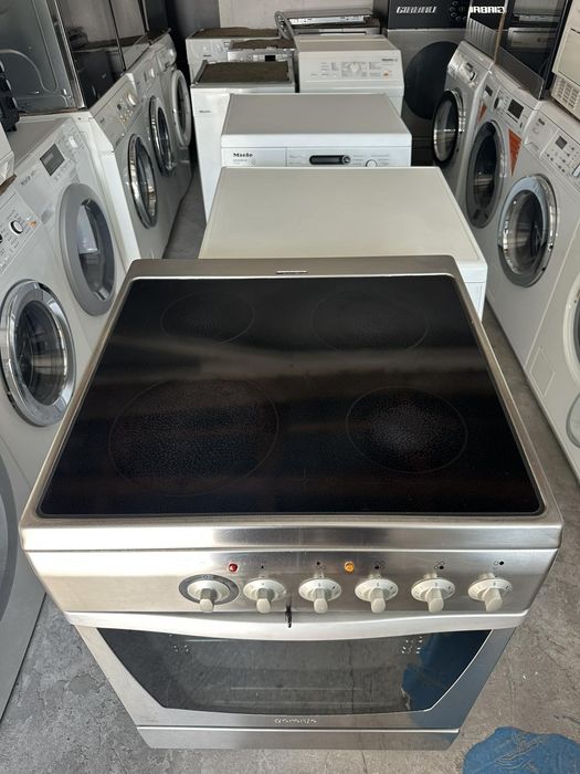 Печка +гаранция 1 година.  Gorenje, конвекця, керамичен плот. Безплатна доставка за София