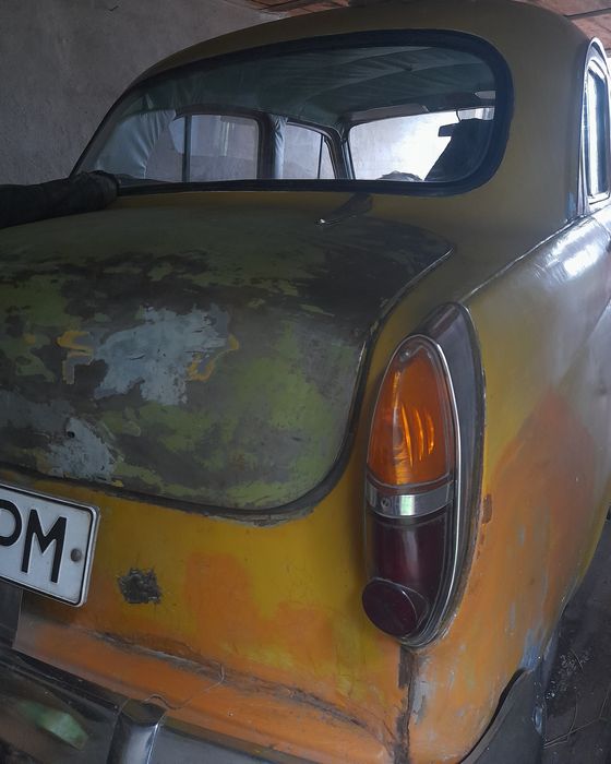 Машина Москвич 407