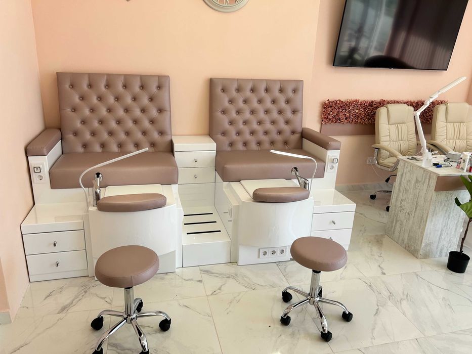 стол за педикюр  станция професионален с хидромасаж от производител