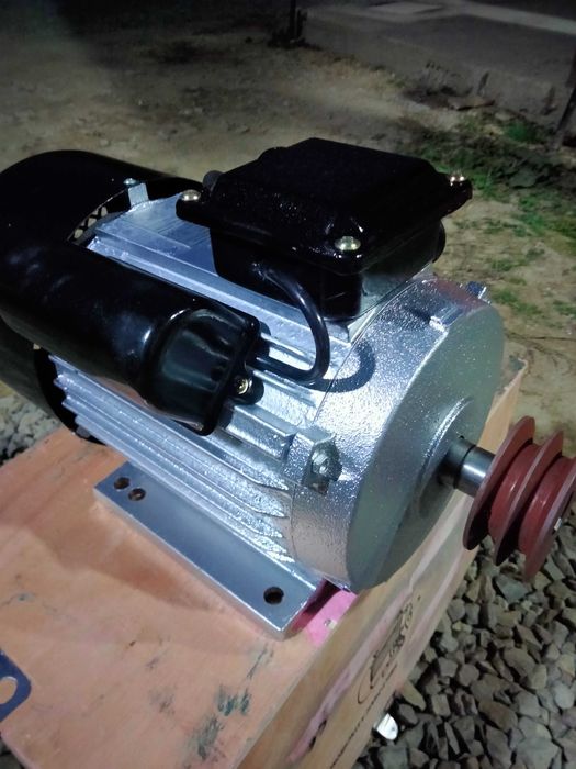 Motoare electrice 2.2-4kw pentru compresoare, urgen