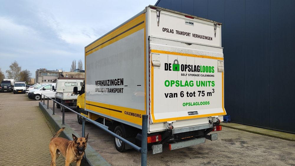 Най-качествения транспорт камион с падащ борд транспортни услуги Варна