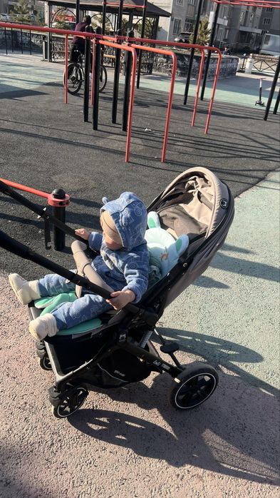 Коляска прогулочная Ining baby