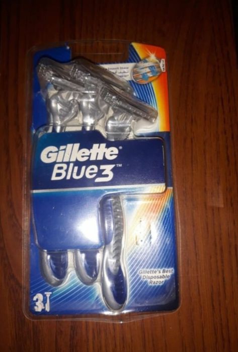 Набор для бритя + подарок жилет.