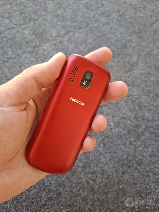 Nokia asha 203 red sotladi