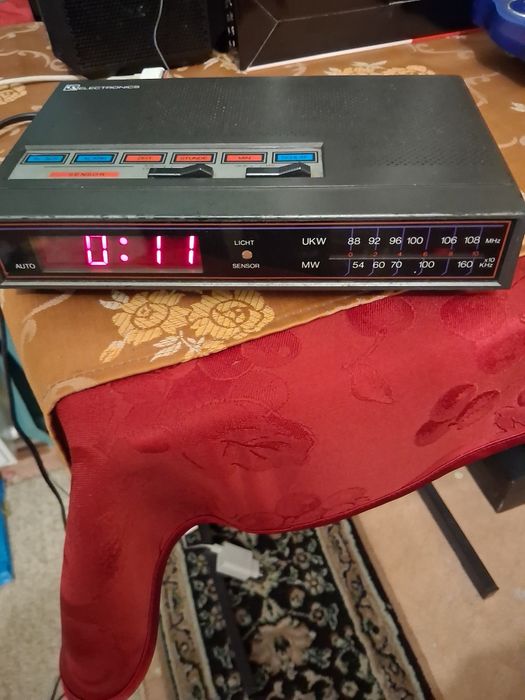 Radio nemtesc ukw/mw - Electronics Radiowecker 8W , sunet tare