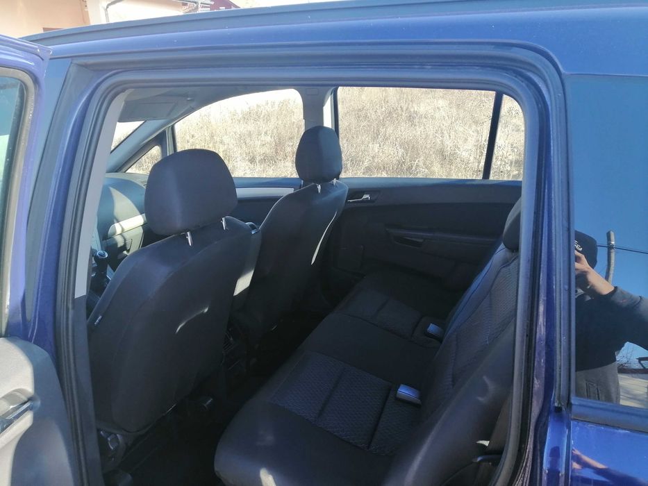 Opel Zafira B  7 Locuri