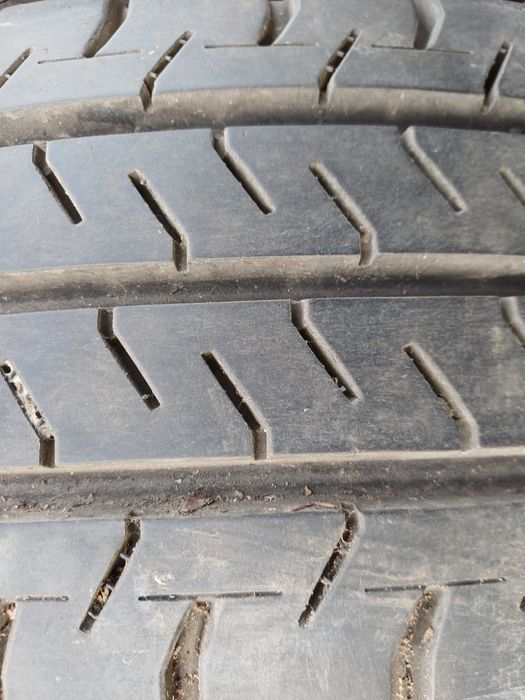 Гуми 205/75/16С  Фалкен