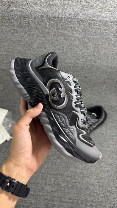 Adidasi sneakers Gucci