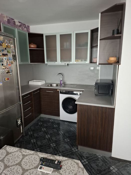 Двустаен апартамент/Колхозен пазар