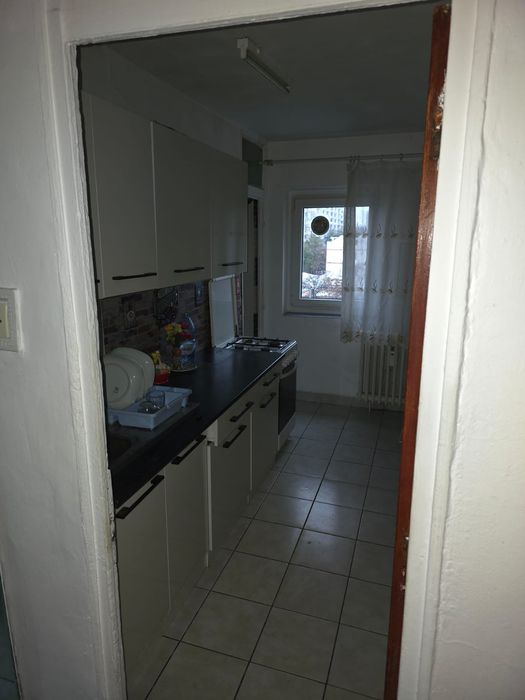 Vând apartament cu 2 camere conf 1 titan