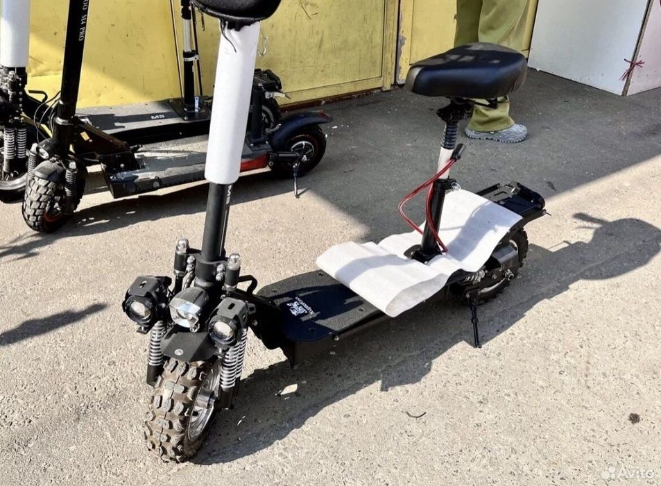 Электросамокат Kugoo M5

-  Производитель: KUGOO (завод K