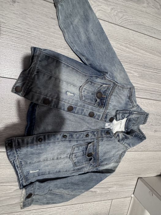 Продам джинсовку детскую