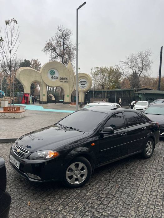 Jentra Avtomat 2021 qora Gbo