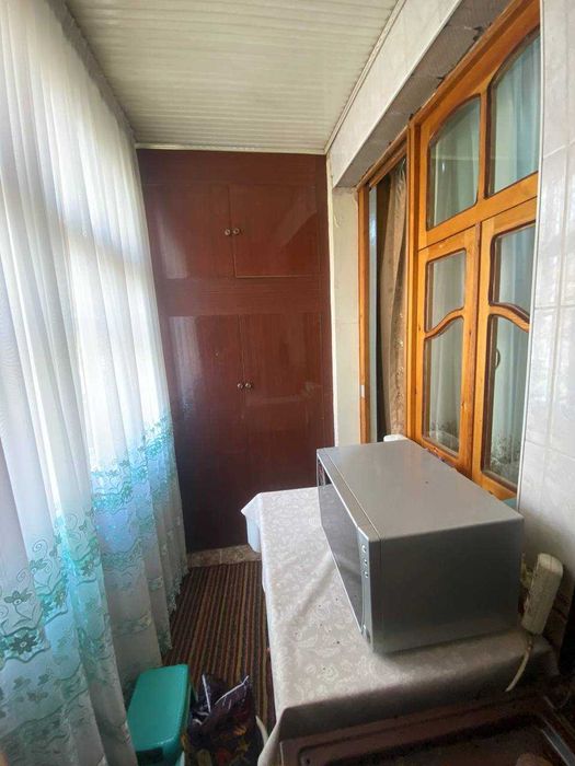 продоёца квартира 1 комнотная 1 этаж. Ташкент Чиланзар 17-42-37