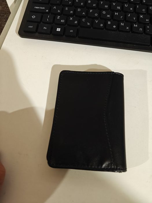 Кожен портфейл вежен с RFID