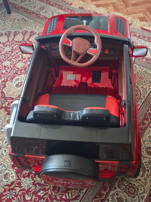 Машина для детей на зарядке