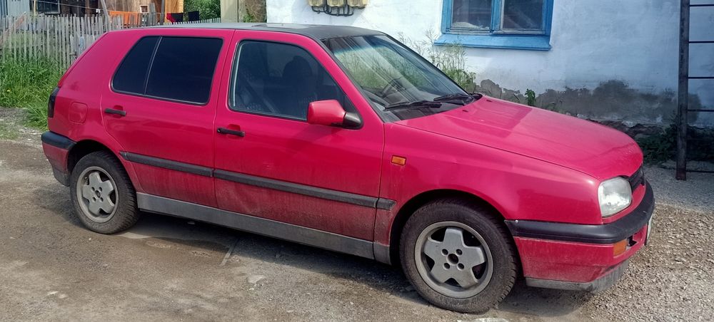 Продам Гольф 3 в хорошем состоянии.