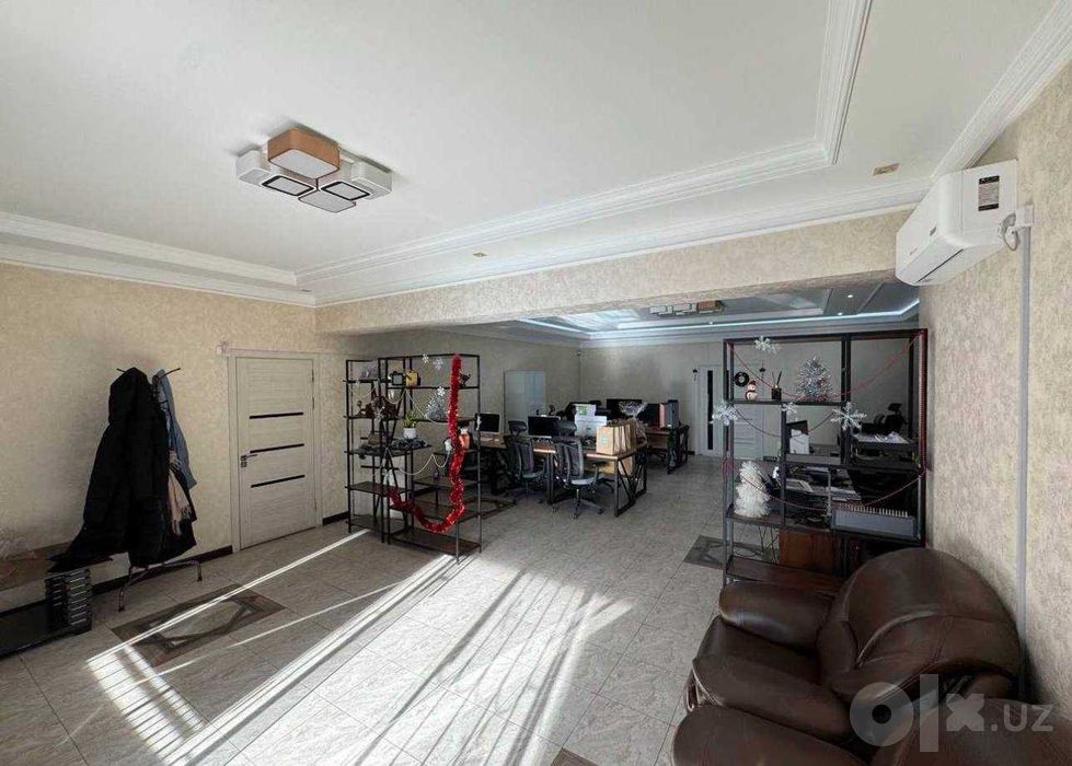 Коммерческое помещение 341 м², 2 этаж, Паркентский, 1-я линия