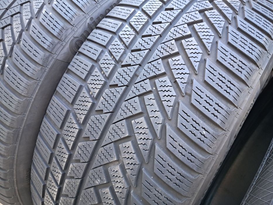 Anvelope second iarna 255 40 R20 Continental