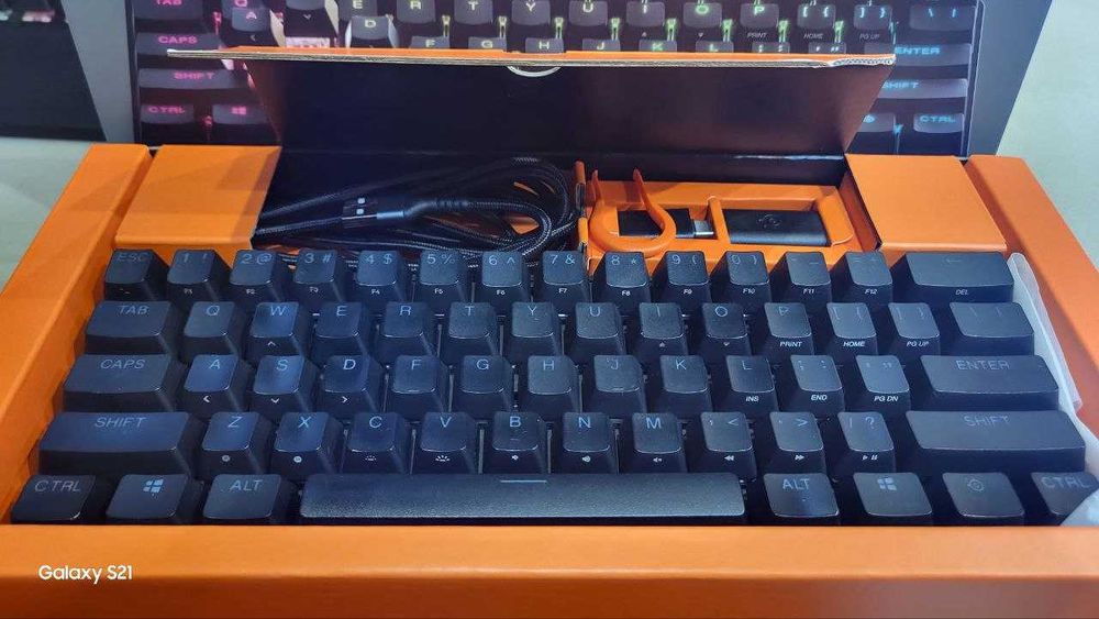 Steelseries Apex Pro Mini Wireless 2023