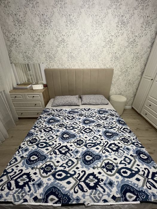 Продам срочно спальный гарнитур