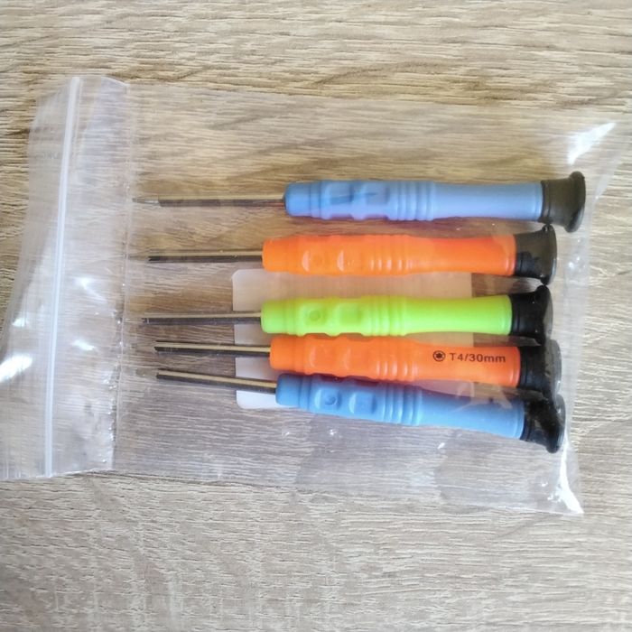 5 surubelniteTORX T2,T3,T4,T5,T6 pt reparat telefoane etc,sigilate
