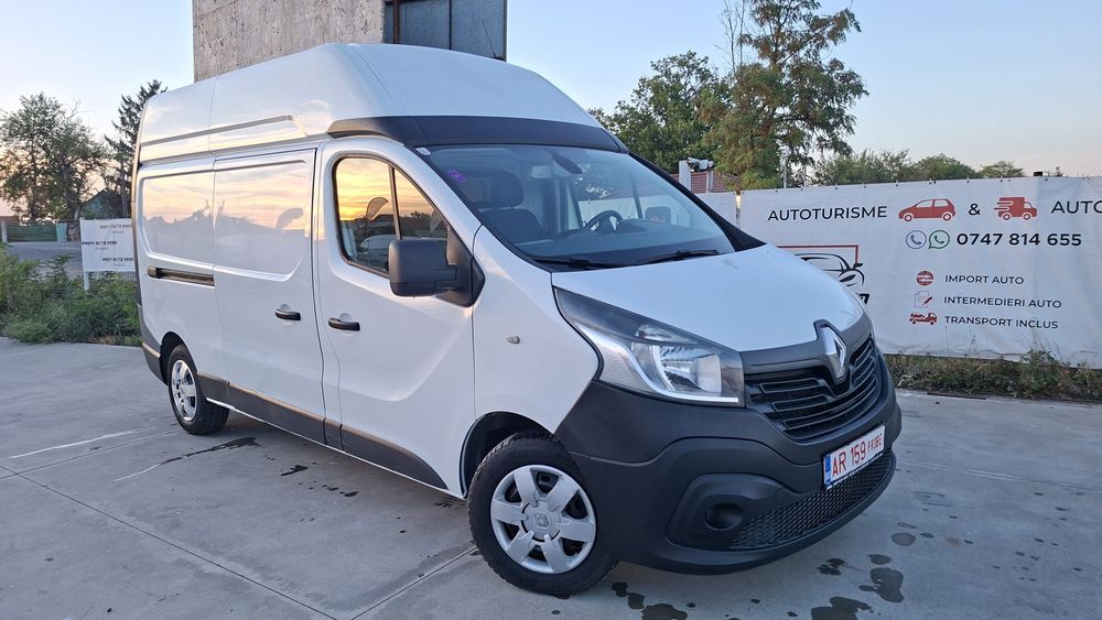 RENAULT Trafic 2017 — imagine 2