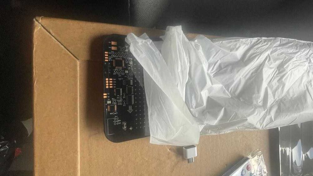 Мигащи очи табела