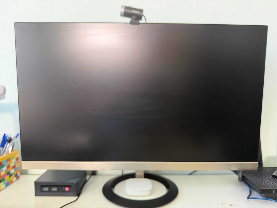 PC i7-6700k, 32GB DDR4 RAM, 256GB SSD, NVIDIA GTX 960, 4GB RAM