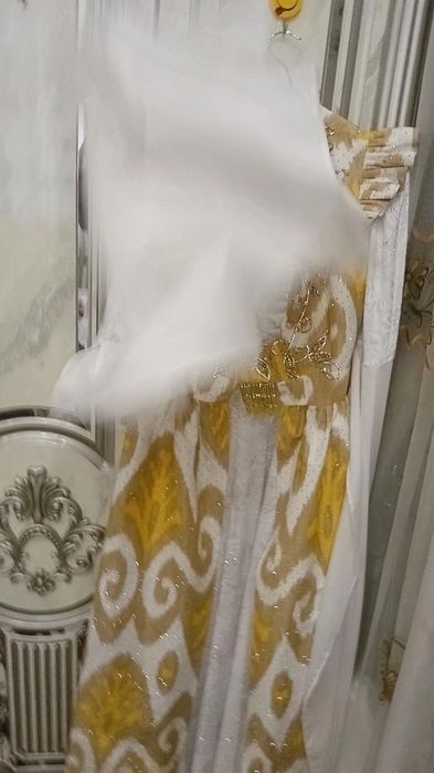 Kelinlar uchun ansambil yangi +sirg'a qushib beriladi