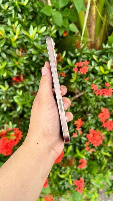 iPhone 16 PRO MAX cu 96% Bateria