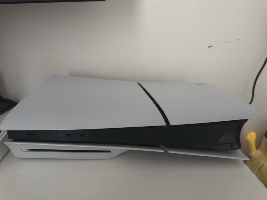 Playstation 5 продаю срочно