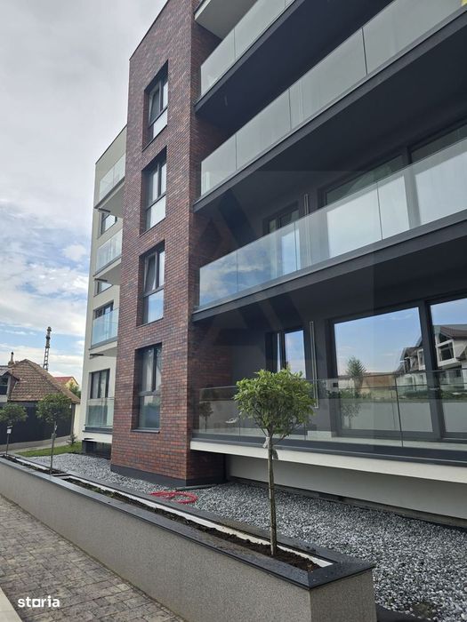 Apartament premium 75 mp utili cu parcare subterana si boxa Central
