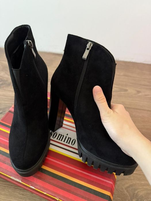 Продам осенние сапоги