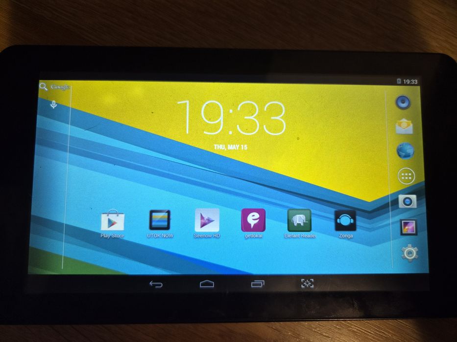 Tableta UTOK i700