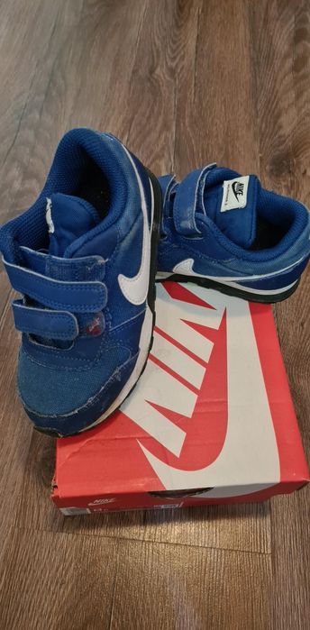 Adidasi nike nr 27