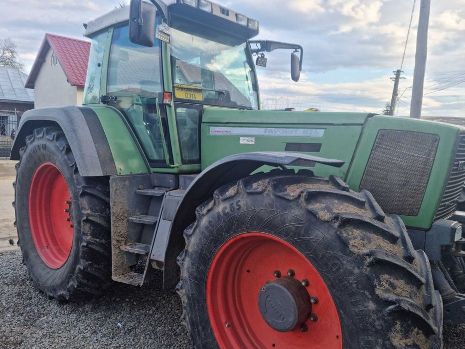 Reparatii tractoare si utilaje agricole