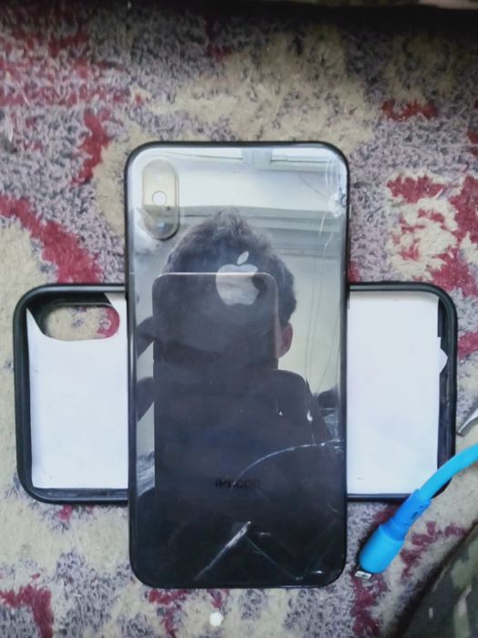 Iphone xs продам