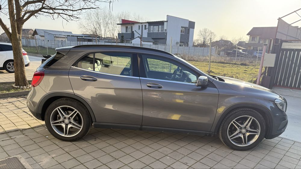 Mercedes-Benz GLA 200d 4MATIC  2017