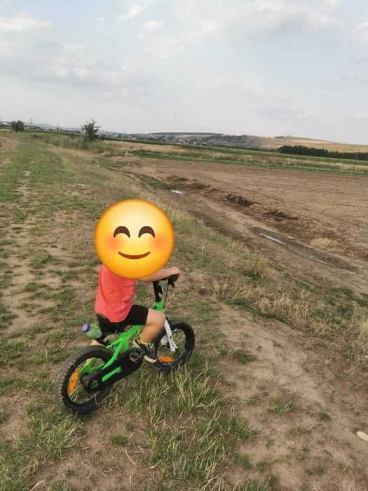 Vand bicicleta pentru copii baieti