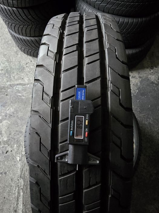 Continental 185/75 R16 C 104/102R vară